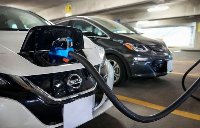 Чаще всего это эвакуатор. Чаще всего это эвакуатор.