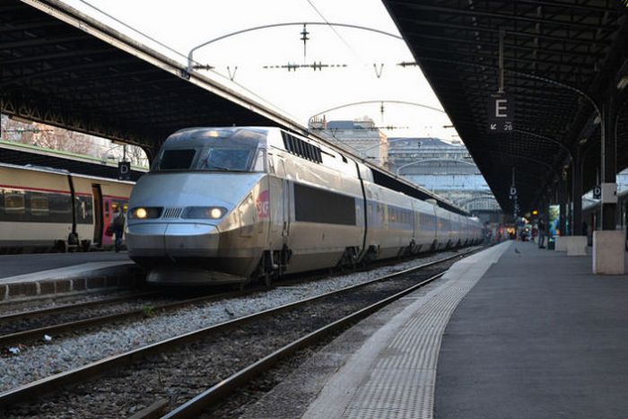  Электропоезд TGV Train.
