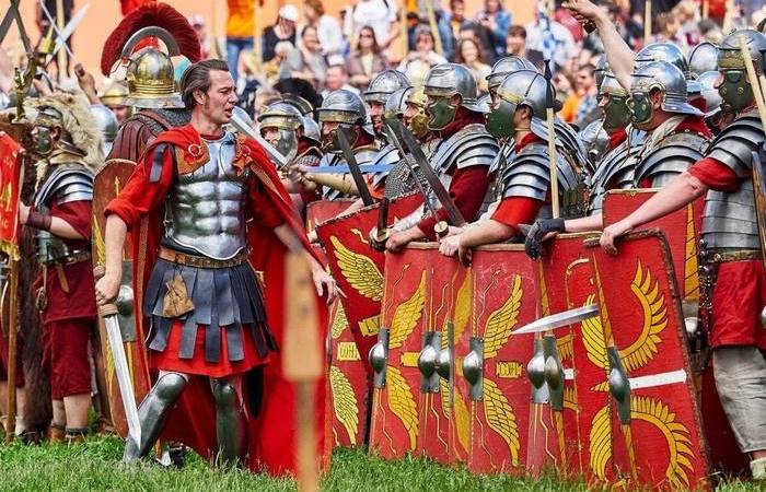 Центурион – это формально сотник, хотя на деле всё сложнее. /Фото: medium.com. 