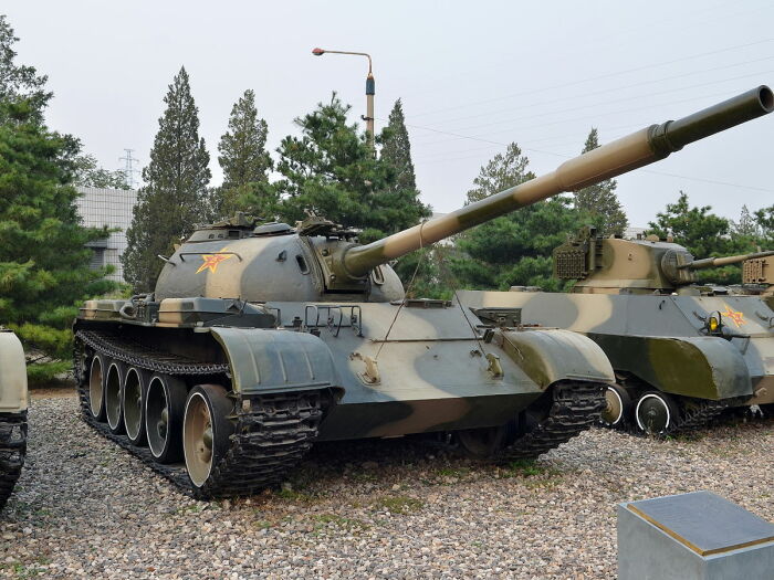 Узнается танк Т-55. ¦Фото: wiki2.org.