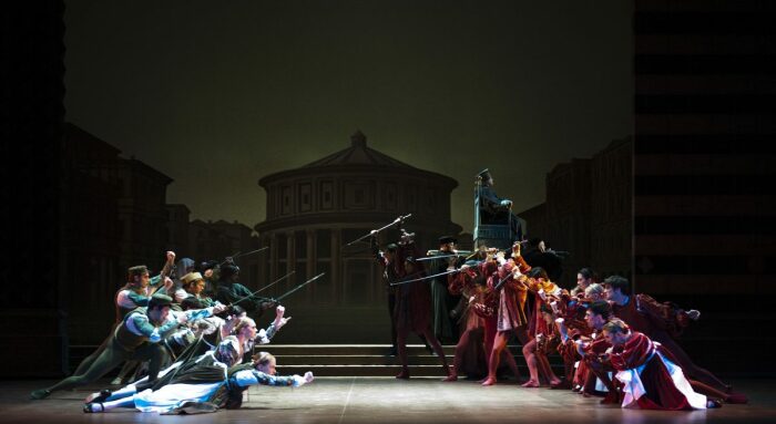 Ромео и Джульетта - театральная постановка. |Фото: m.fishki.net.