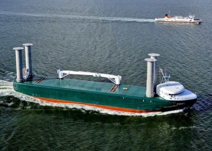 Помогают экономить горючее.