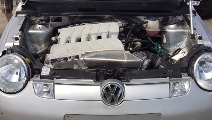 Два по цене одного Volkswagen Lupo с моторами Phaeton W12.