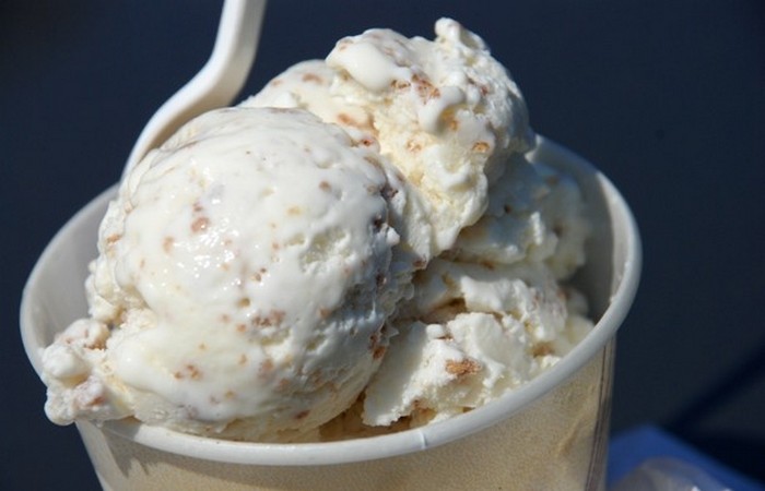 Безумное соревнование: чемпионат мира по поеданию мороженого.