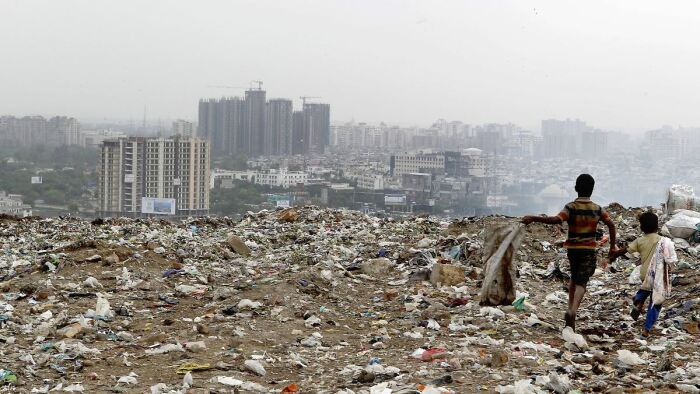 Мусор практически не утилизируется.