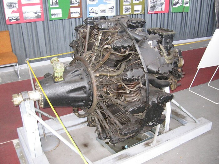 Новый двигатель. |Фото: wiki2.org.