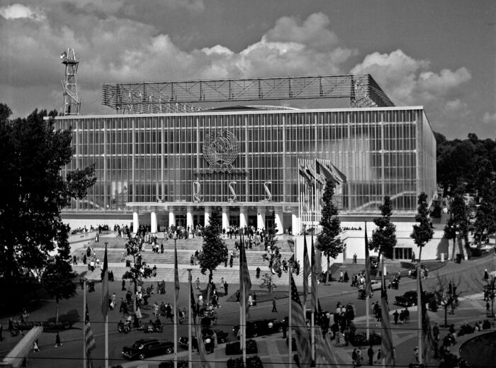 Советский павильон на Экспо 58. |Фото: Wikipedia.ru.