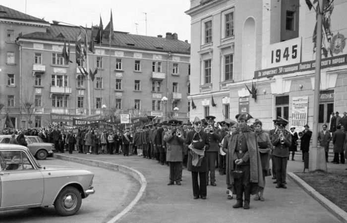 И сегодня попасть сюда не просто.