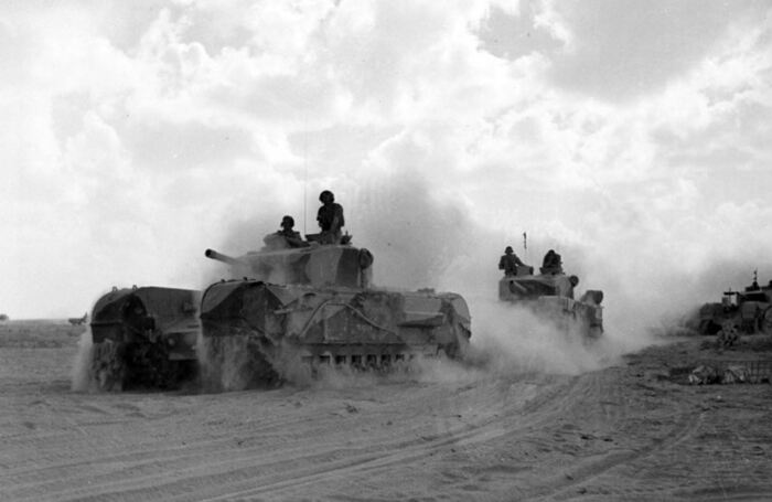 Британские танки в Египте. |Фото: nosikot.livejournal.com.