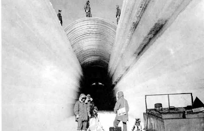 Однако, уже через 2 года тоннели стали рушиться из-за движения ледников. /Фото:"historicmysteries.com.