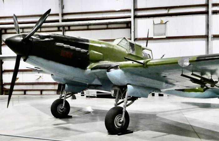 Тяжелая работа лежала на его крыльях. /Фото: www.jigidi.com. Тяжелая работа лежала на его крыльях. /Фото: www.jigidi.com.