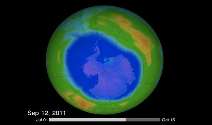 Интересный факт о Земле: озоновая дыра сокращается.