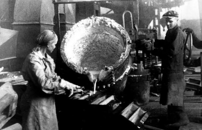 Промышленность была молодой. Промышленность была молодой.