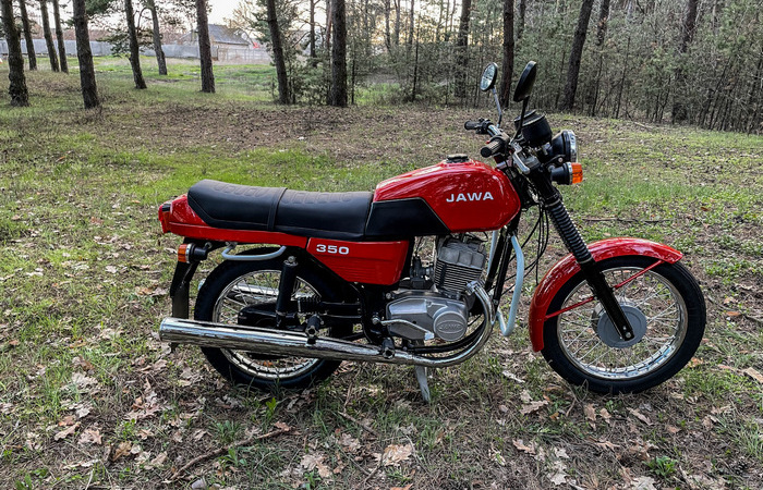 Прежде всего мотоцикл был быстрее.