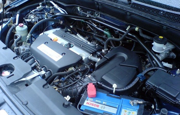 Есть два варианта двигателей.