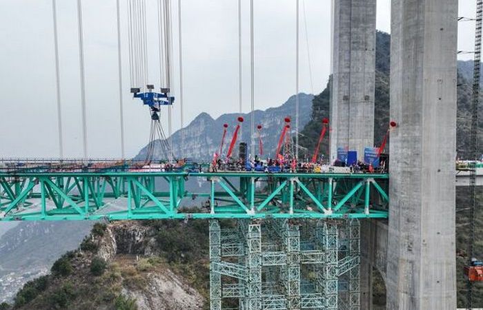 Строили всего 3 года. Строили всего 3 года.