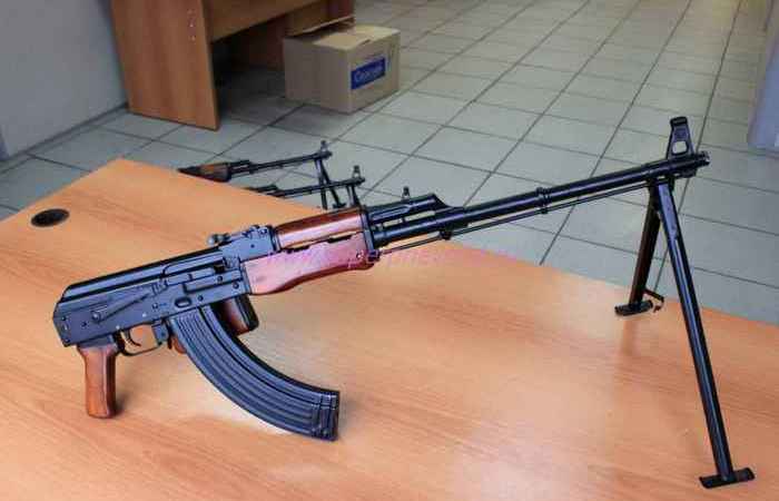 Сделать как автомат, только пулемёт!