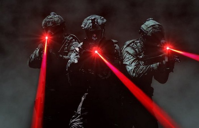 Настоящие луки - незаметны. Настоящие луки - незаметны.