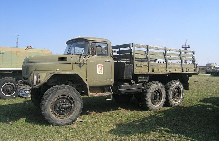 Грузовик помощник.