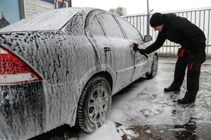 Прежде всего машину нужно помыть. |Фото: yandex.ru.