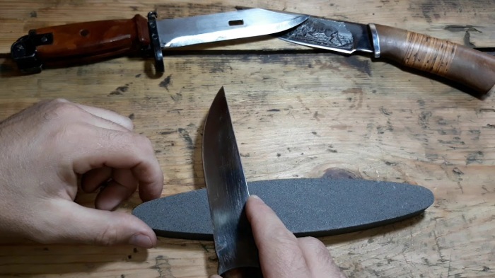 Нож должен легко точиться. |Фото: yandex.ru.