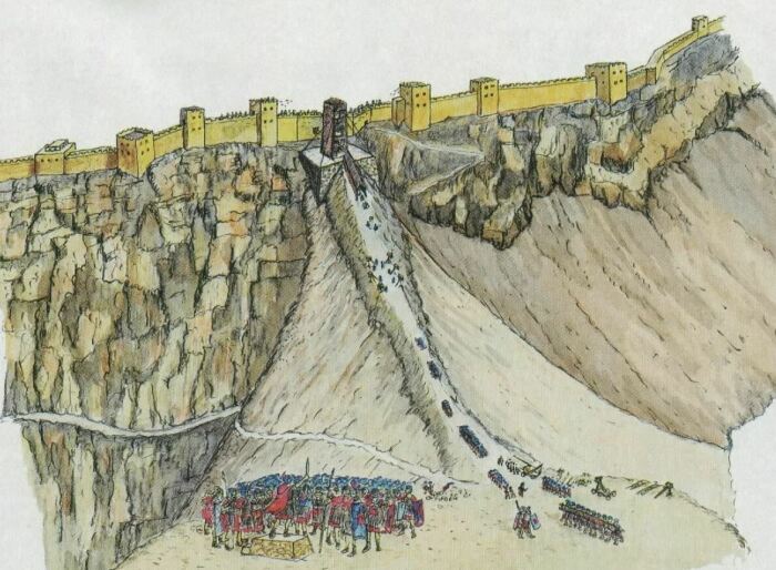 В ходе осады Масады римляне сделали земляной вал к самым стенам. |Фото: vk.com.