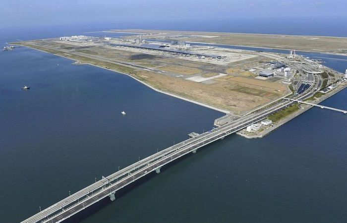 Аэропорт всё равно нужен.