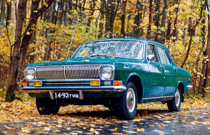 Все отличия были под капотом и кузовом.