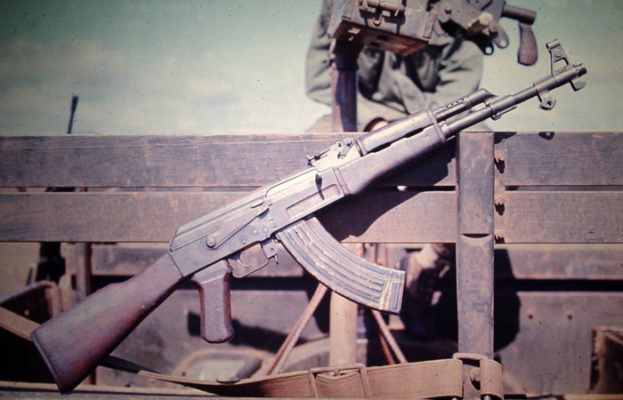 Состязаться с АК, карабин уже не мог. /Фото: ridus.ru. Состязаться с АК, карабин уже не мог. /Фото: ridus.ru.