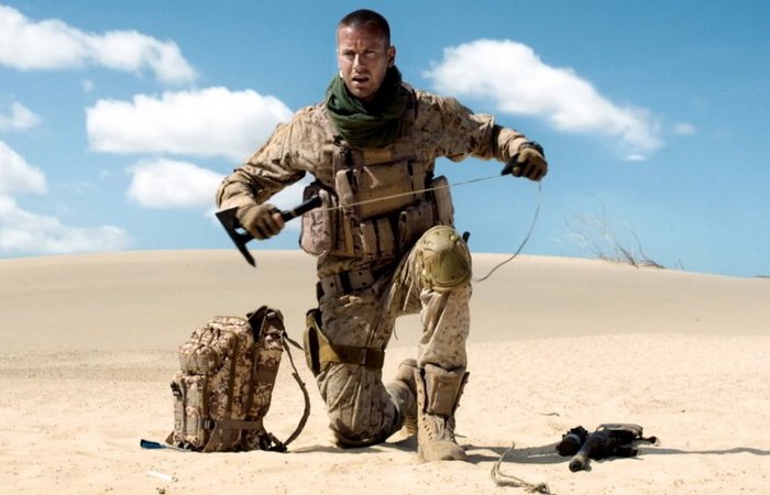 Мины взрываются сразу.