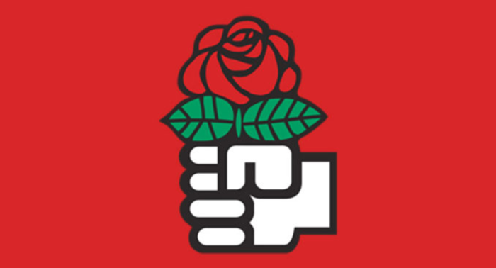 Красная роза и красный флаг - символ мировой социал-демократии. |Фото: hramada.org.