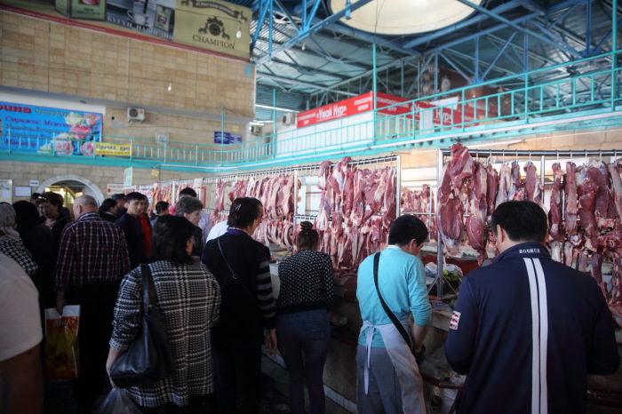 Продают жир на мясных рынках. |Фото: tvd.im.