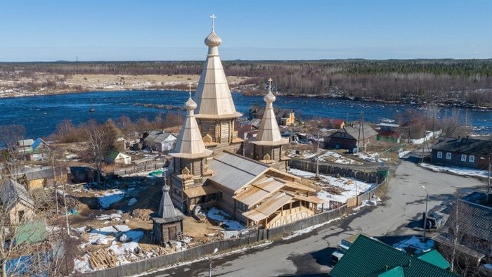 Не очень большой, но древний. Не очень большой, но древний.