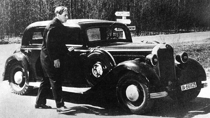 Какая машина была у Штирлица? /Фото: YouTube.com. 