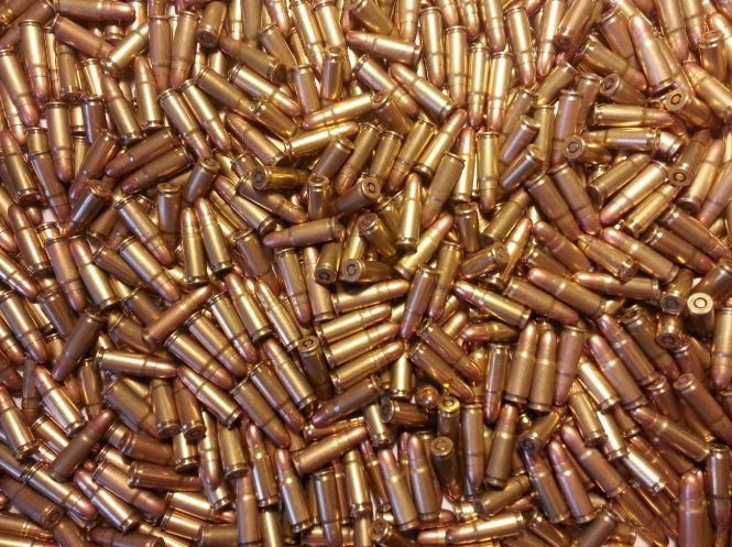 Тысячи патронов в секунду. |Фото: zugunder.com.