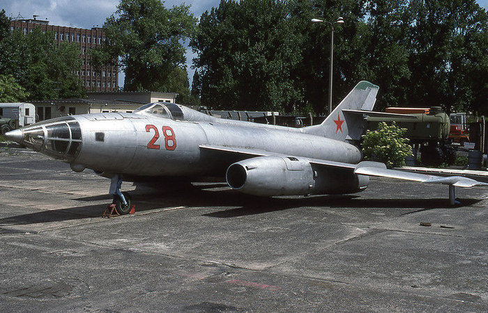 Торжество советского гения. Торжество советского гения.
