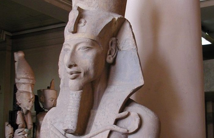 Египетский фараон Эхнатон.