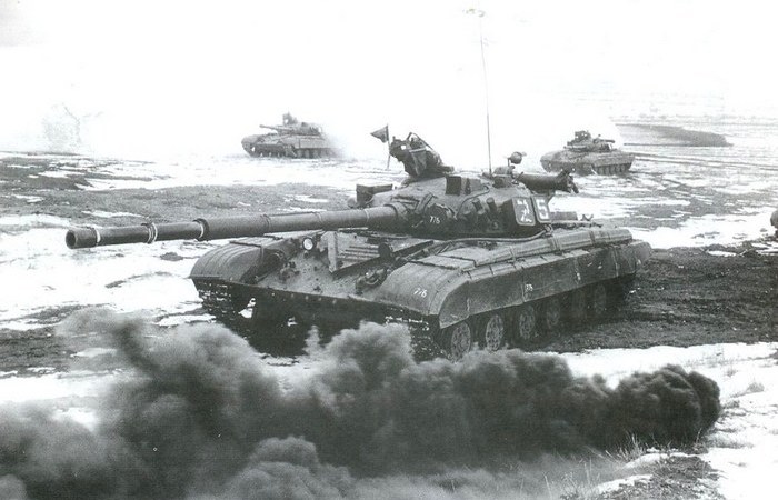 Танки - национальное оружие России.