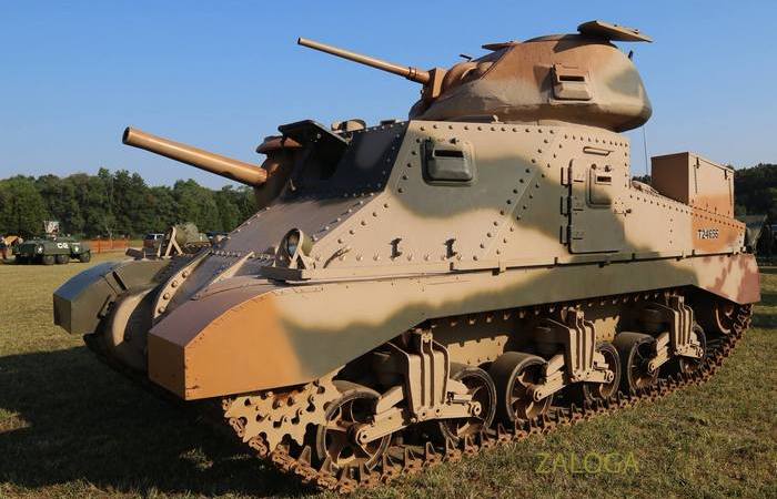 После 1940 года танк модернизировали.