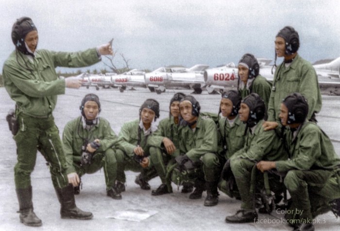 Вьетнамские летчики в годы войны. ¦Фото: military-az.com.