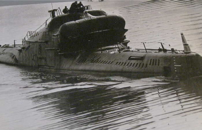 Стреляла крылатыми ракетами. Стреляла крылатыми ракетами.