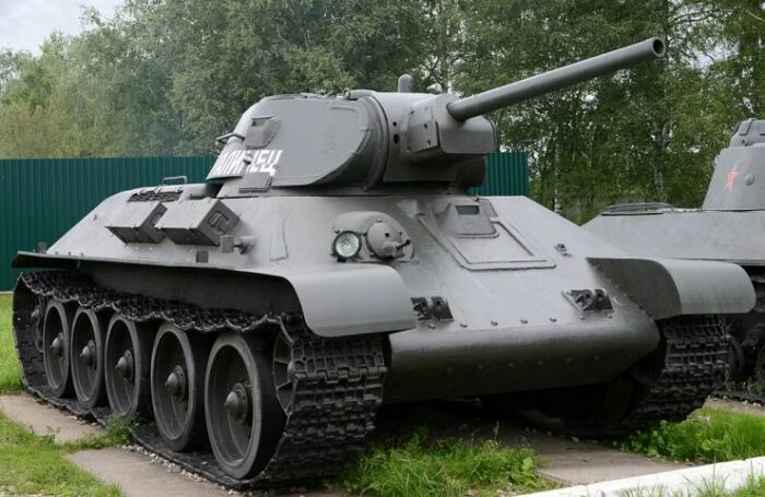 Танк Т-34-75 1942 года. |Фото: fishki.net.