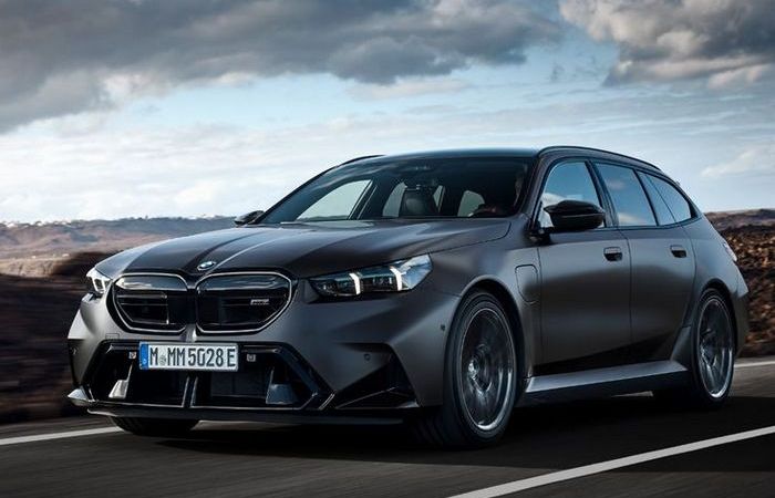 Обновление «Пятёрки» ждали давно. А вот наконец и оно!