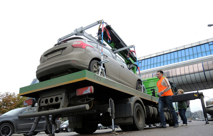 Эвакуация станет обходиться дороже. /Фото: mk-mosobl.ru. Эвакуация станет обходиться дороже. /Фото: mk-mosobl.ru.