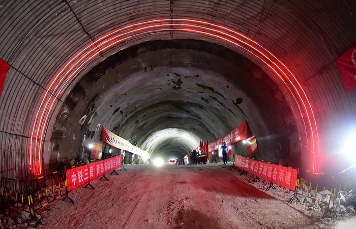 Это будет самый большой тоннель. |Фото: ca.finance.yahoo.com.