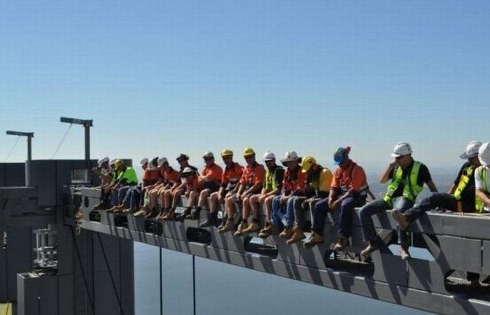 В 2011 году снимок повторили в Англии.