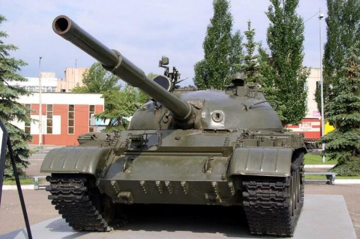 Танк Т-62. |Фото: jkkrd.ru.