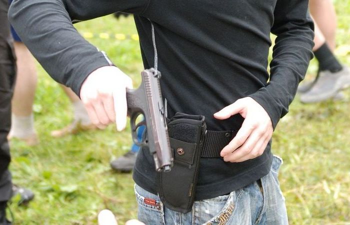 Грозный пистолет. /Фото: bolshoyvopros.ru. Грозный пистолет. /Фото: bolshoyvopros.ru.