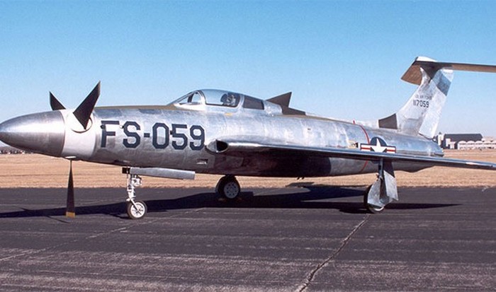 Погремушка XF-84H.