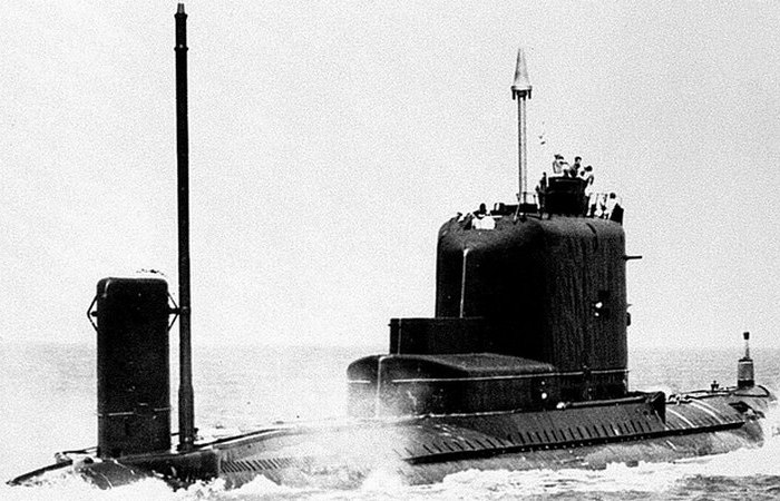 Плавучая телефонная станция. Плавучая телефонная станция.